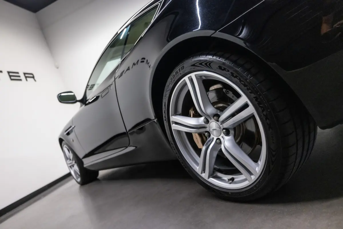 5.9 V12 Touchtronic Btw auto, Fiscale waarde € 22.000,- (€ 56.157.02 Ex B.T.W) DEALER AUTO Dealer auto