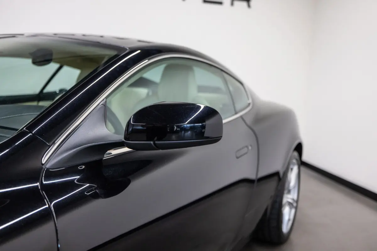5.9 V12 Touchtronic Btw auto, Fiscale waarde € 22.000,- (€ 56.157.02 Ex B.T.W) DEALER AUTO Dealer auto