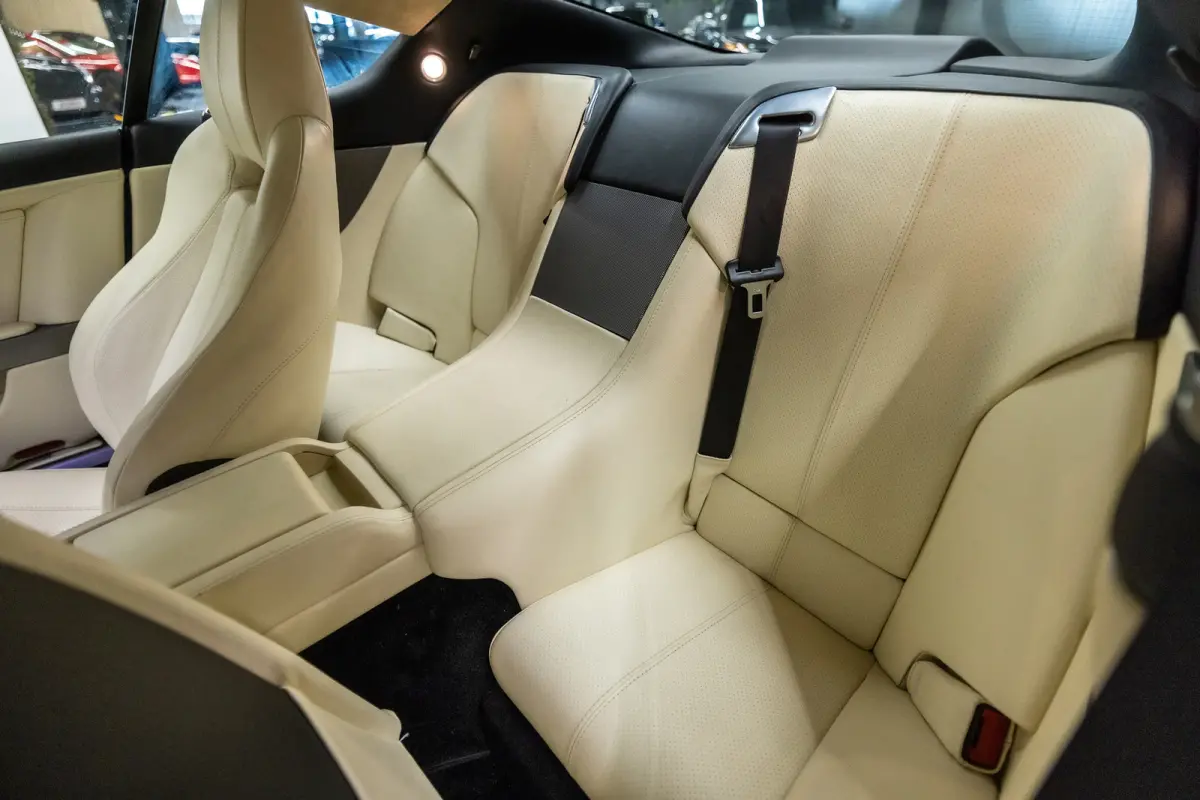 5.9 V12 Touchtronic Btw auto, Fiscale waarde € 22.000,- (€ 56.157.02 Ex B.T.W) DEALER AUTO Dealer auto