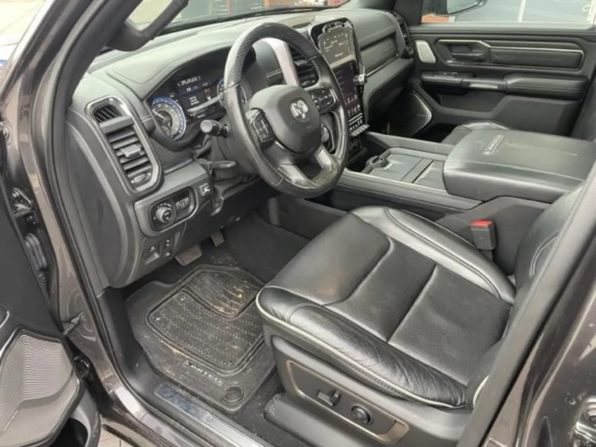 1500 5.7 V8 4x4 Crew Cab Limited Marge, geen btw betalen! geen bijtelling mogelijk