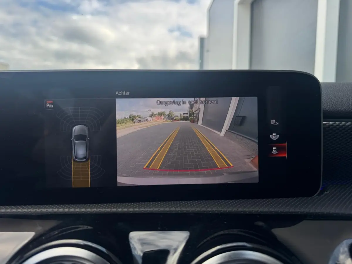 220 AMG M2020 PANO NAVI CAMERA PDC SPORTVELGEN