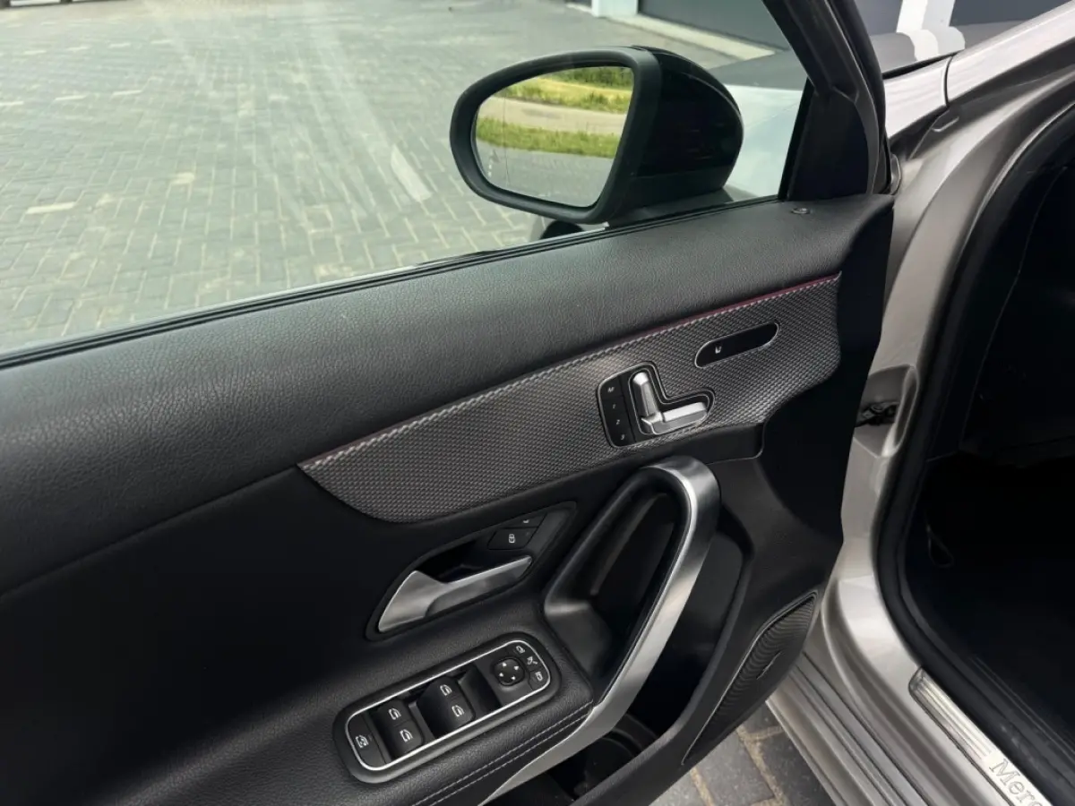 220 AMG M2020 PANO NAVI CAMERA PDC SPORTVELGEN