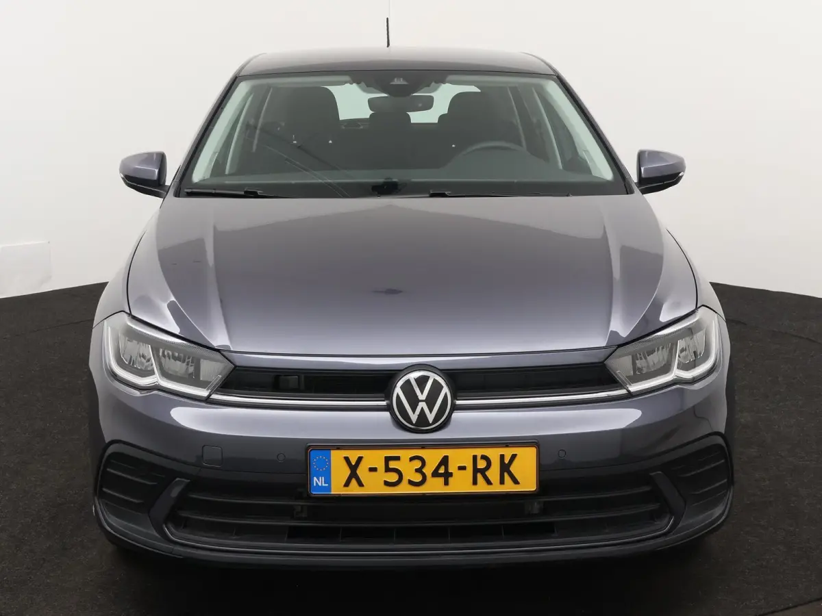 1.0 TSI Life 95PK | Demo | Navigatie | Parkeersensoren | Inklapbare spiegels | App Connect | Adaptive Cruise Control | 18 inch zwart
