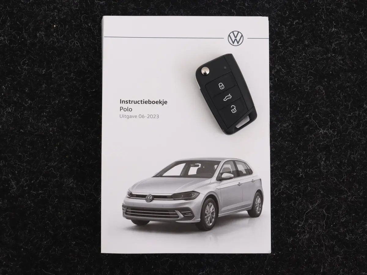 1.0 TSI Life 95PK | Demo | Navigatie | Parkeersensoren | Inklapbare spiegels | App Connect | Adaptive Cruise Control | 18 inch zwart
