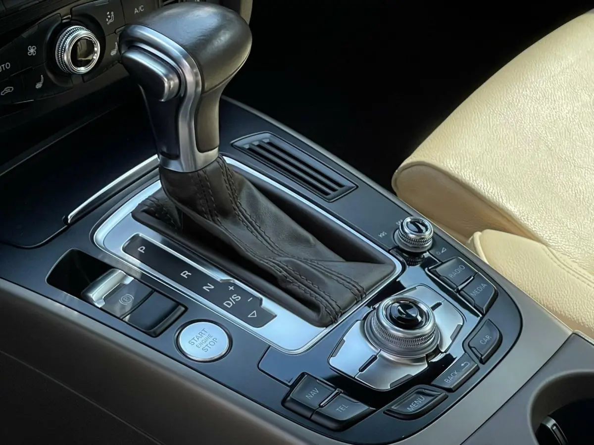 1.8 TFSI Automaat Pro Line | TREKHAAK AFNEEMBAAR | LEDEREN BEKLEDING | 19 INCH
