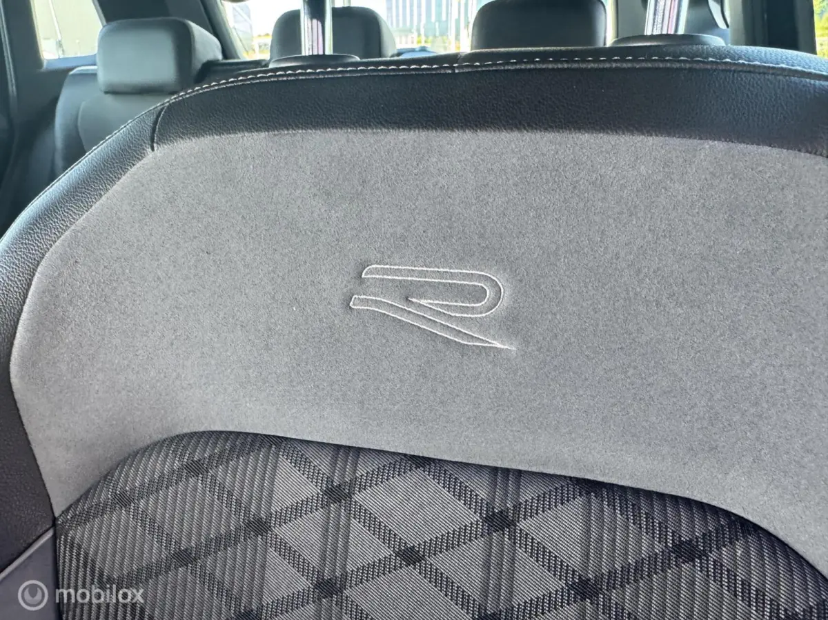 1.5 TSI R-Line Business+