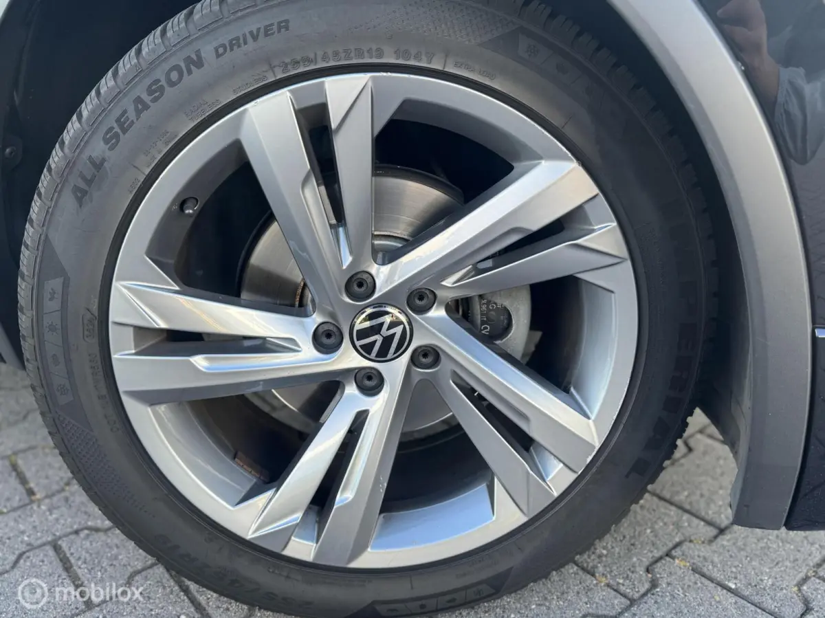 1.5 TSI R-Line Business+