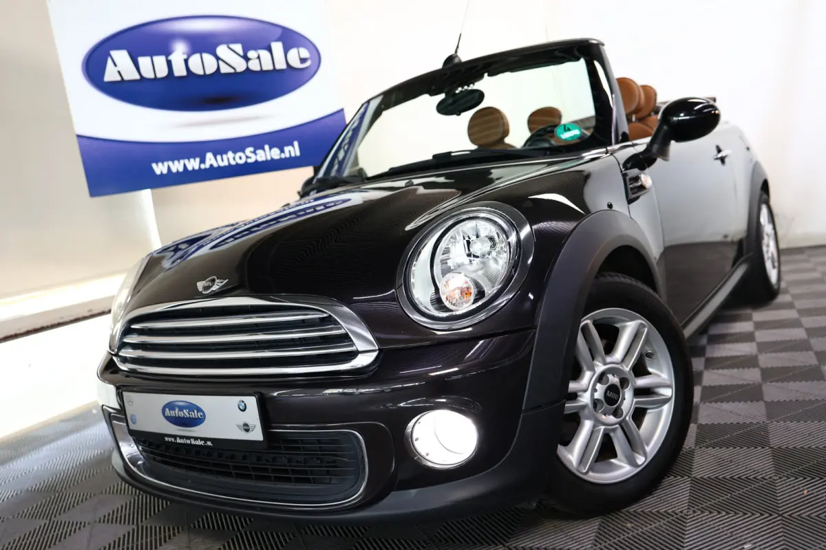 1.6 AUTOMAAT Chili LEDER NAVI BT STOELVW PDC '15