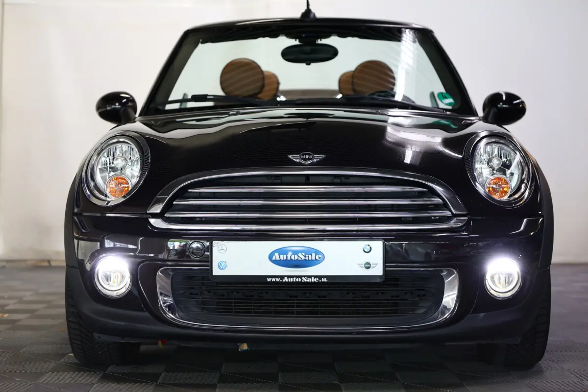 1.6 AUTOMAAT Chili LEDER NAVI BT STOELVW PDC '15