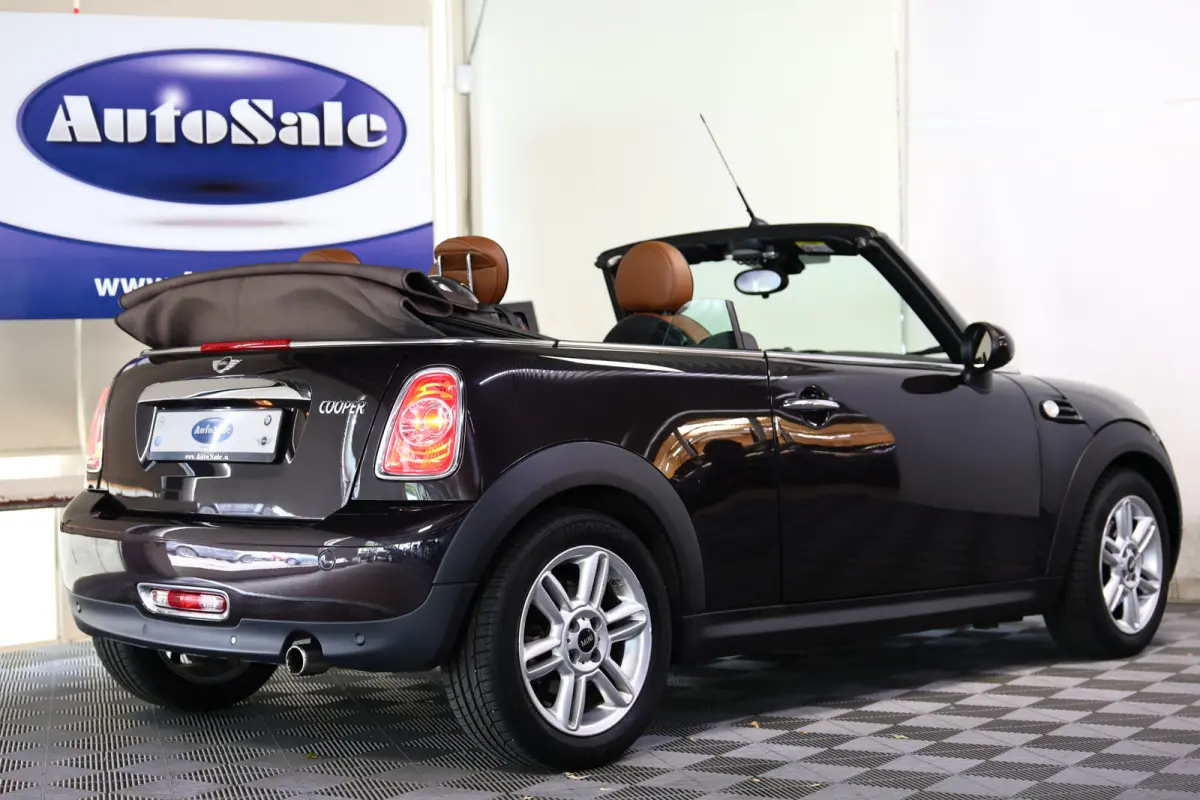 1.6 AUTOMAAT Chili LEDER NAVI BT STOELVW PDC '15
