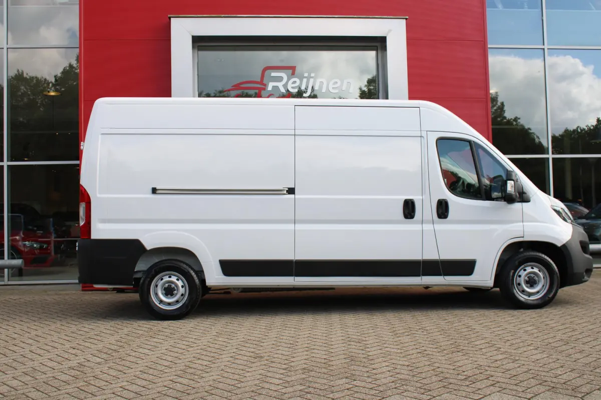 33 2.2 MultiJet 140PK L3H2 | NIEUWE BUS! BPM VRIJ! | ACHTERUITRIJ CAMERA | APPLE CARPLAY/ANDROID AUTO | 3-ZITS | CRUISE CONTROL | CLIMATE CONTROL | DAB+ RADIO | DIGITALE COCKPIT |