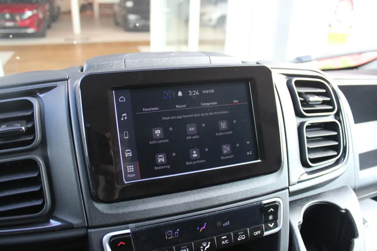 33 2.2 MultiJet 140PK L3H2 | NIEUWE BUS! BPM VRIJ! | ACHTERUITRIJ CAMERA | APPLE CARPLAY/ANDROID AUTO | 3-ZITS | CRUISE CONTROL | CLIMATE CONTROL | DAB+ RADIO | DIGITALE COCKPIT |