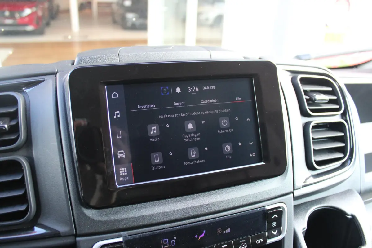 33 2.2 MultiJet 140PK L3H2 | NIEUWE BUS! BPM VRIJ! | ACHTERUITRIJ CAMERA | APPLE CARPLAY/ANDROID AUTO | 3-ZITS | CRUISE CONTROL | CLIMATE CONTROL | DAB+ RADIO | DIGITALE COCKPIT |