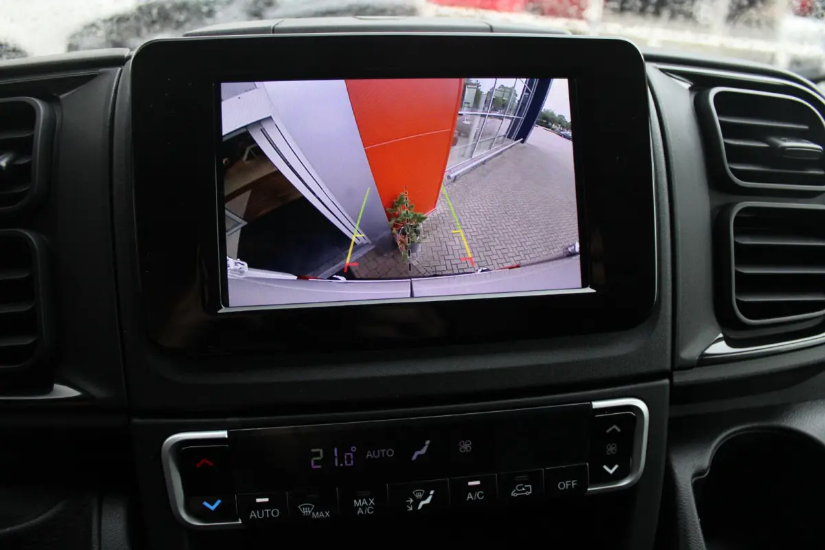 33 2.2 MultiJet 140PK L3H2 | NIEUWE BUS! BPM VRIJ! | ACHTERUITRIJ CAMERA | APPLE CARPLAY/ANDROID AUTO | 3-ZITS | CRUISE CONTROL | CLIMATE CONTROL | DAB+ RADIO | DIGITALE COCKPIT |