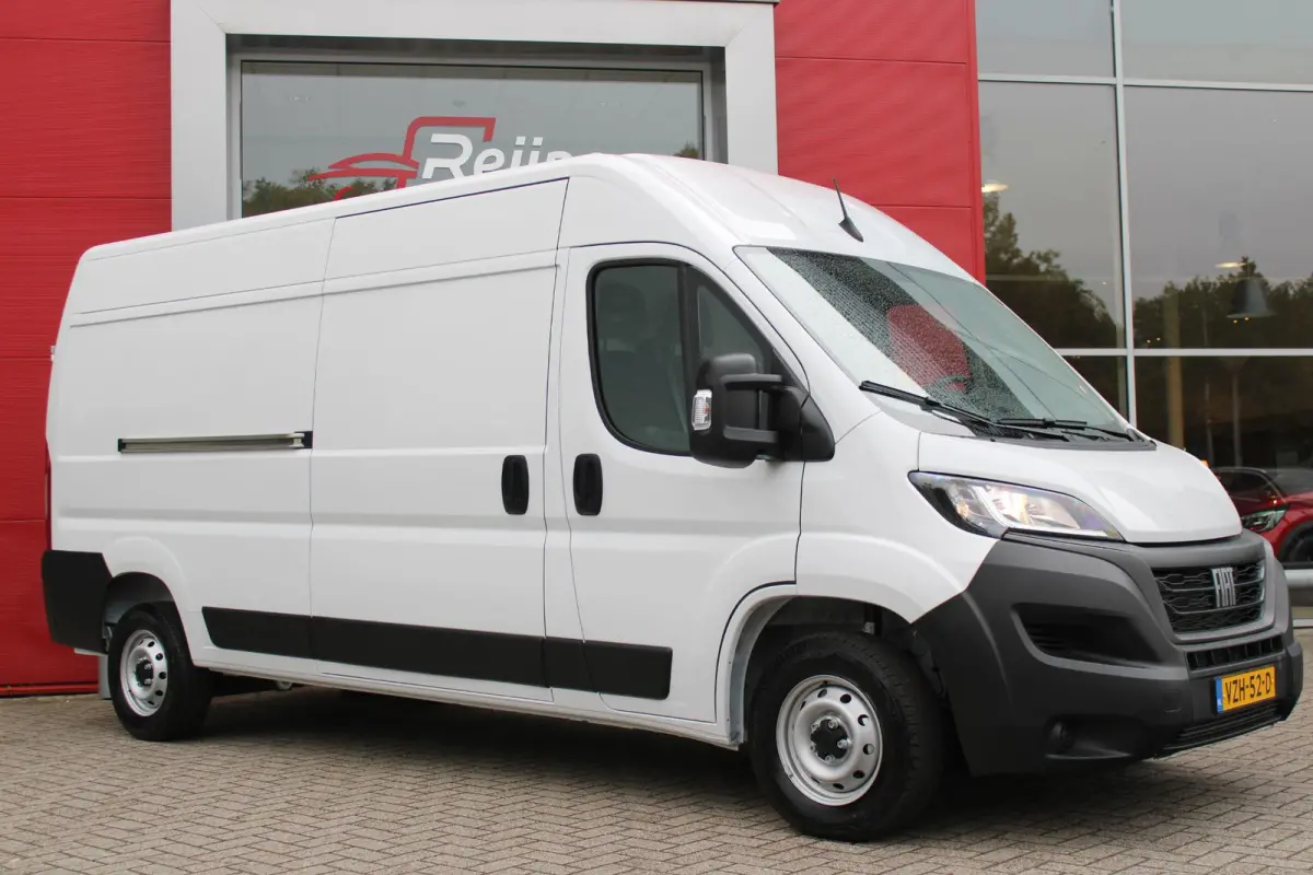 33 2.2 MultiJet 140PK L3H2 | NIEUWE BUS! BPM VRIJ! | ACHTERUITRIJ CAMERA | APPLE CARPLAY/ANDROID AUTO | 3-ZITS | CRUISE CONTROL | CLIMATE CONTROL | DAB+ RADIO | DIGITALE COCKPIT |