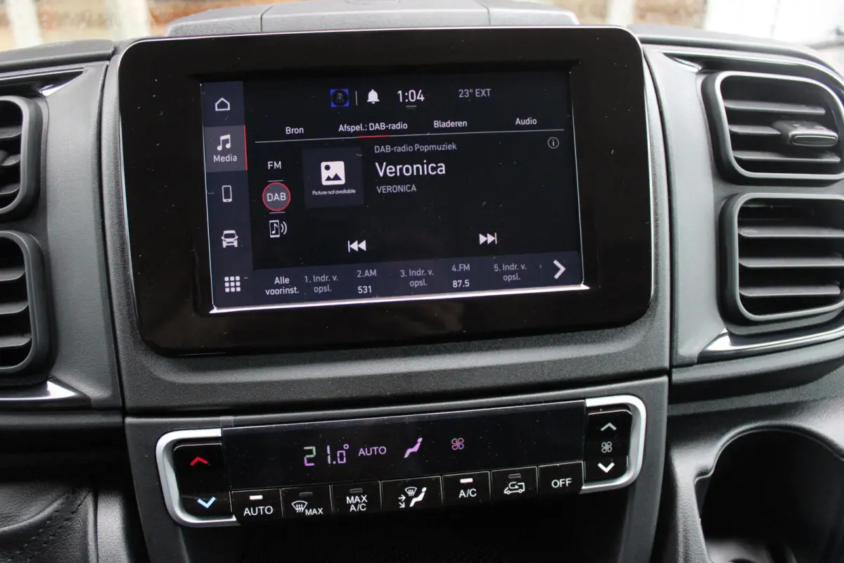 33 2.2 MultiJet 140PK L3H2 | NIEUWE BUS! BPM VRIJ! | ACHTERUITRIJ CAMERA | APPLE CARPLAY/ANDROID AUTO | 3-ZITS | CRUISE CONTROL | CLIMATE CONTROL | DAB+ RADIO | DIGITALE COCKPIT |