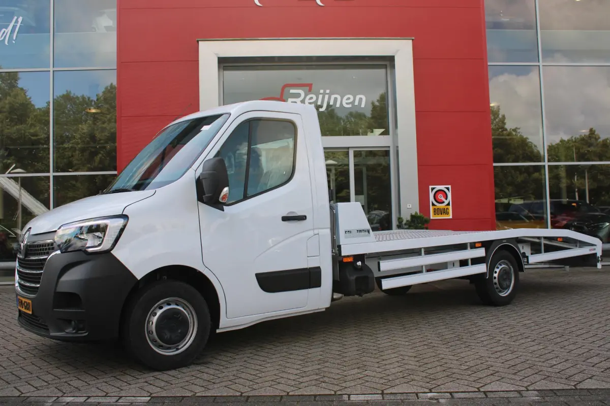 T35 2.3 dCi 165PK L3 | OPRIJWAGEN | AUTOTRANSPORTER | 3500KG | LIER | CRUISE CONTROL | AIRCO | ZEEPPOMP EN KRAAN | VERLICHTING BUITENZIJDE | TREKHAAK | NIEUWE AUTO! |