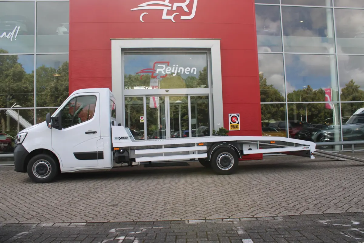 T35 2.3 dCi 165PK L3 | OPRIJWAGEN | AUTOTRANSPORTER | 3500KG | LIER | CRUISE CONTROL | AIRCO | ZEEPPOMP EN KRAAN | VERLICHTING BUITENZIJDE | TREKHAAK | NIEUWE AUTO! |