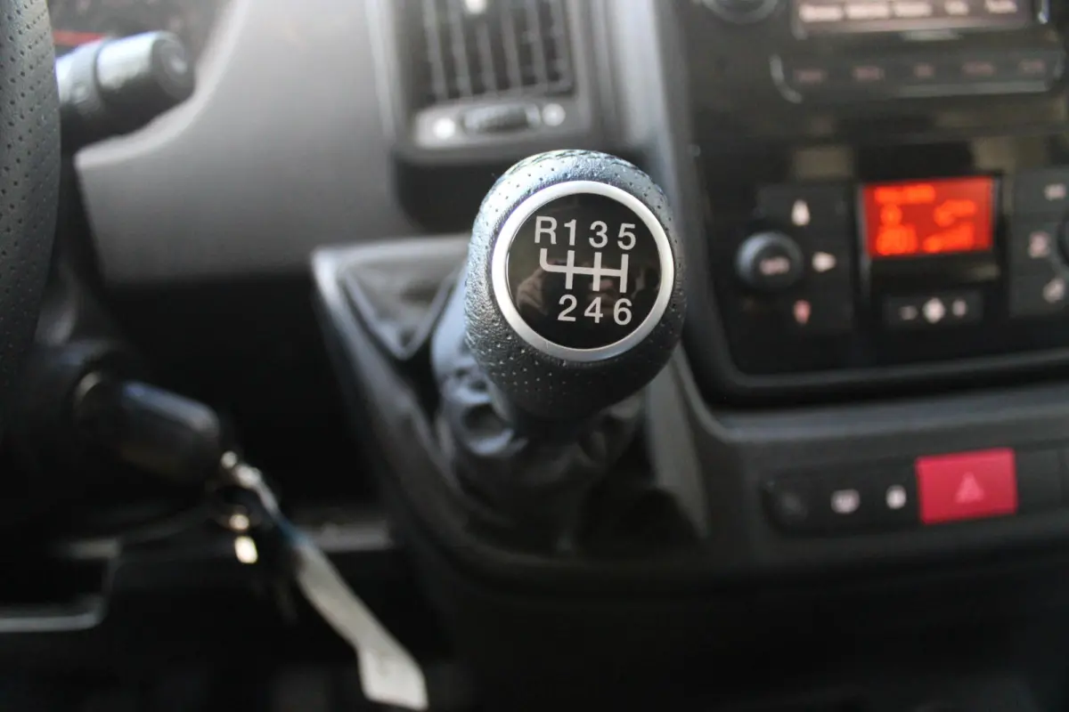 2.2 BlueHDi 165PK L3 3.5T | BAKWAGEN | IDEAAL ALS LOEMPIA KAR/SNACK WAGEN | NAVIGATIE | CLIMATE CONTROL | CRUISE CONTROL | DAB+ RADIO | GEVEERDE BESTUURDERSSTOEL | 3-ZITS | NIEUWE BUS! 2024 