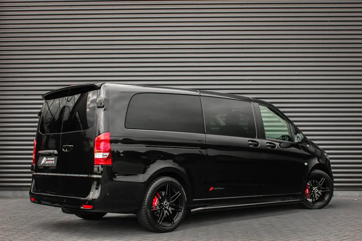 119 CDI L3 SPORT DUBBEL CABINE / DC / BPM VRIJ / FULL BLACK / 2X SCHUIFDEUREN / AMG / VERLAAGD / APPLE CARPLAY