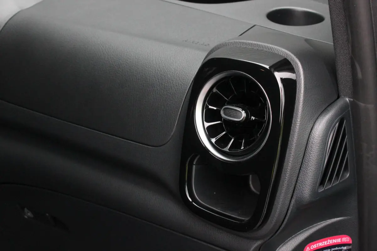 119 CDI L3 SPORT DUBBEL CABINE / DC / BPM VRIJ / FULL BLACK / 2X SCHUIFDEUREN / AMG / VERLAAGD / APPLE CARPLAY
