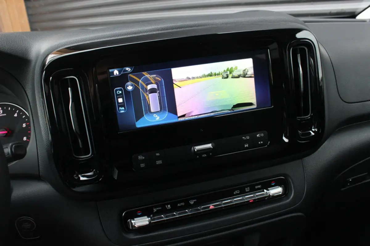 119 CDI L3 SPORT DUBBEL CABINE / DC / BPM VRIJ / FULL BLACK / 2X SCHUIFDEUREN / AMG / VERLAAGD / APPLE CARPLAY