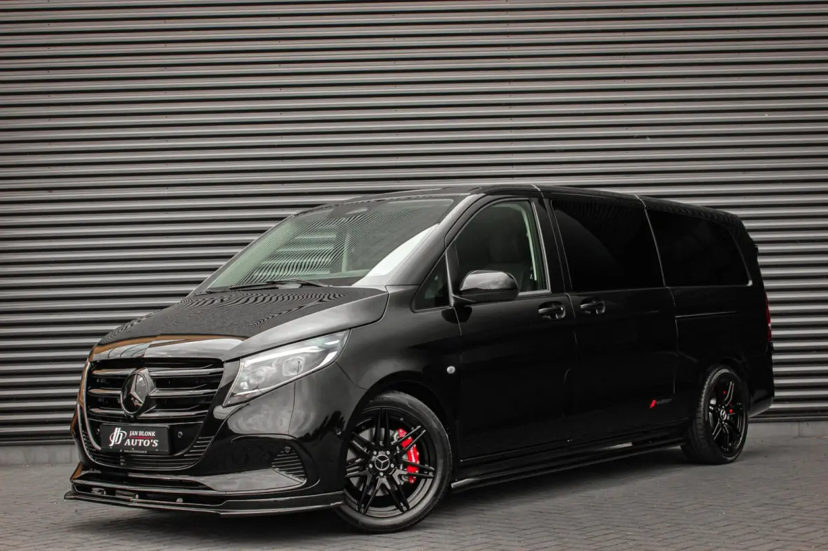 119 CDI L3 SPORT DUBBEL CABINE / DC / BPM VRIJ / FULL BLACK / 2X SCHUIFDEUREN / AMG / VERLAAGD / APPLE CARPLAY