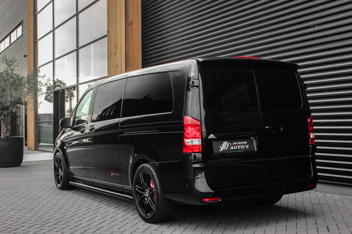 119 CDI L3 SPORT DUBBEL CABINE / DC / BPM VRIJ / FULL BLACK / 2X SCHUIFDEUREN / AMG / VERLAAGD / APPLE CARPLAY