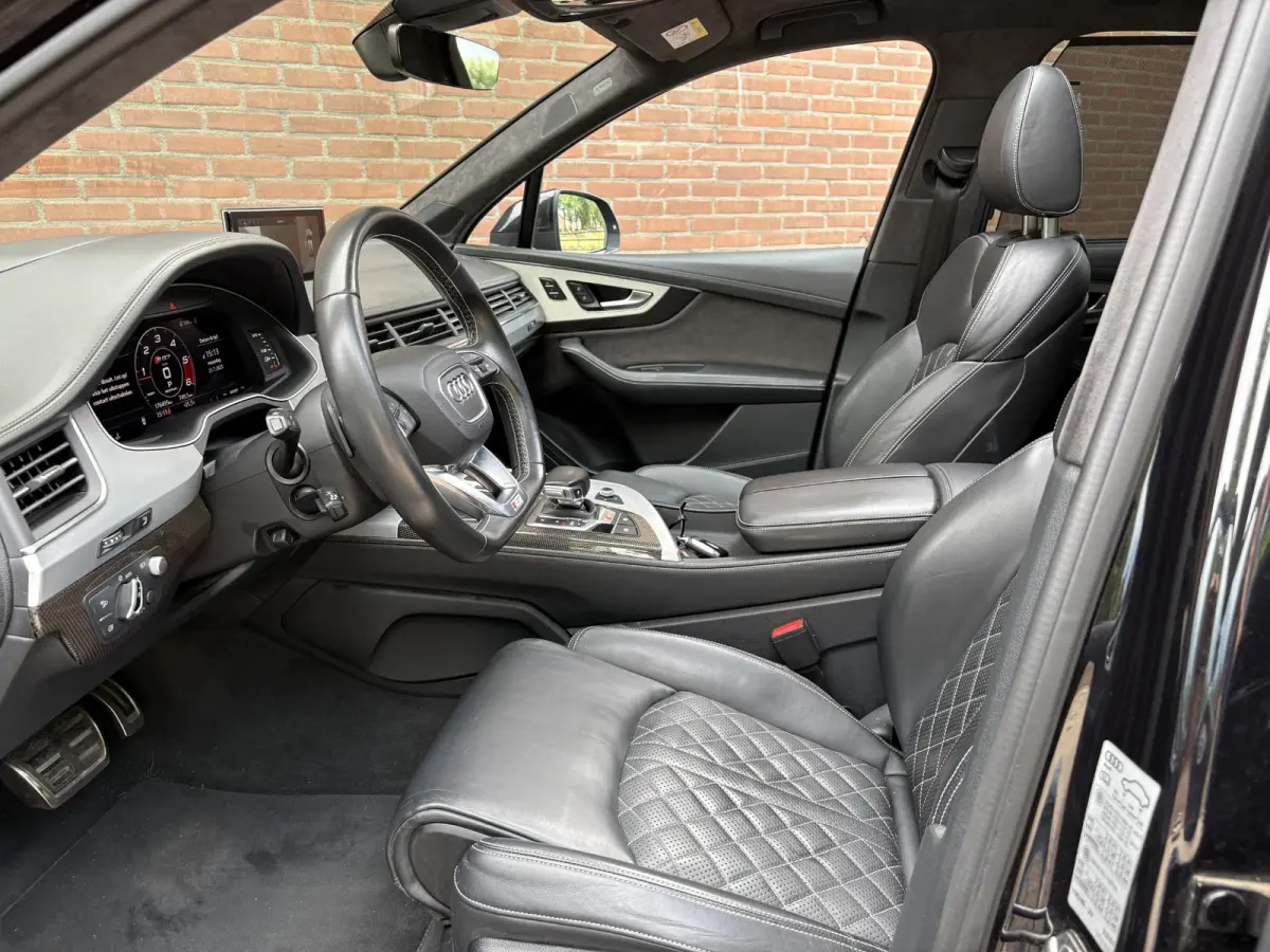 4.0 TDI SQ7 quattro Pro Line + 7p