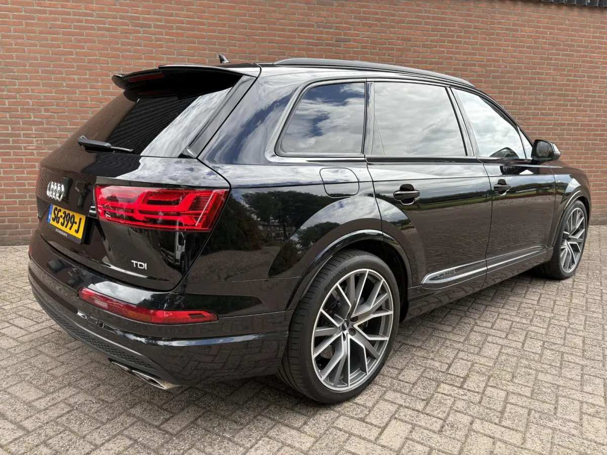 4.0 TDI SQ7 quattro Pro Line + 7p