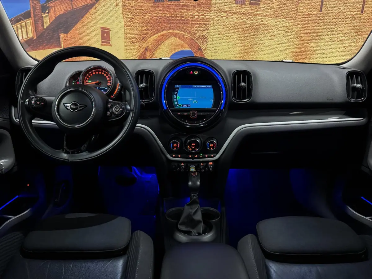 Mini 2.0 Cooper ALL4 Chili Automaat Camera