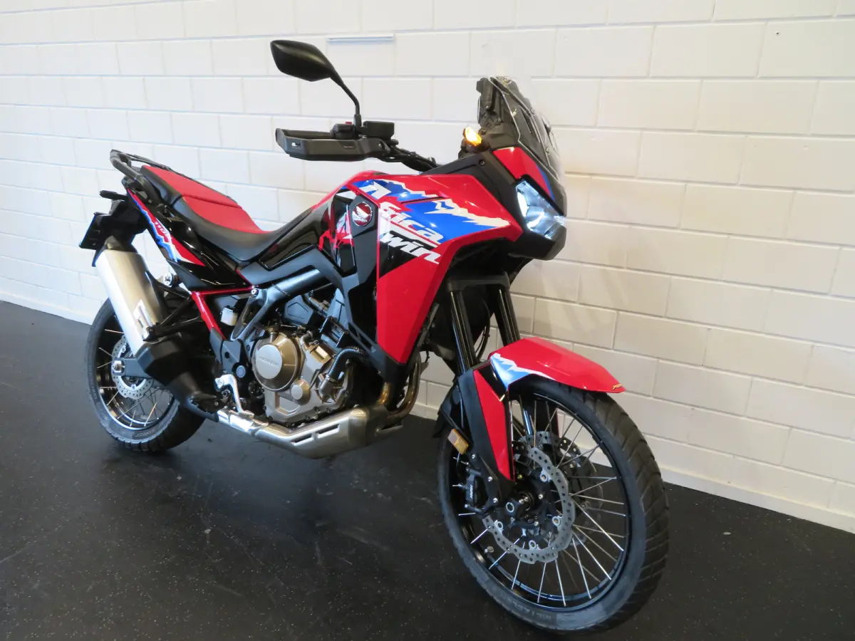 CRF 1100 AFRICA TWIN NIEUWSTAAT!!