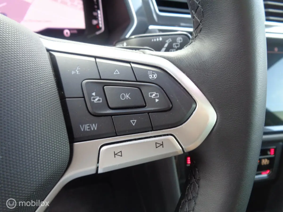 1.5 TSI Elegance/Airco/Navi/Panorama/Virtual/Vol Leer/Memory/Stoel stuur verw/Trekhaak/Lm velgen/1st eig/Nieuwstaat/Heerlijke auto
