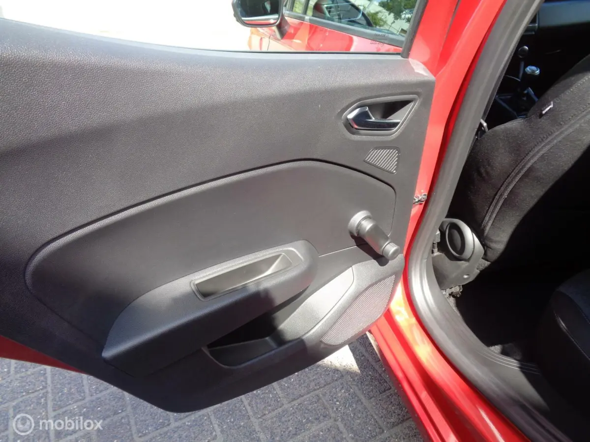 1.0 TCe Intens/Airco/Lm velgen/Carplay/PDC/Cruise/Full LED/1st eig/NIEUWSTAAT