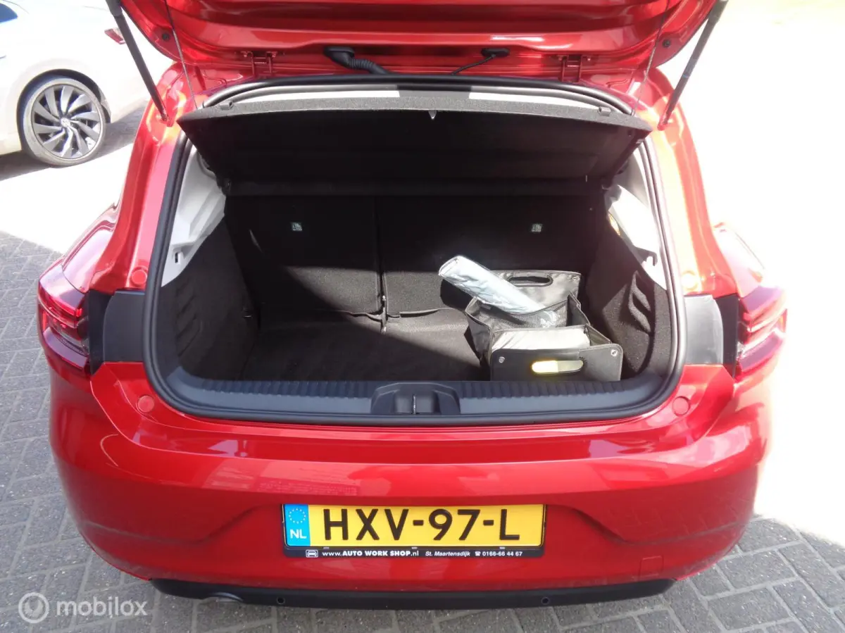 1.0 TCe Intens/Airco/Lm velgen/Carplay/PDC/Cruise/Full LED/1st eig/NIEUWSTAAT