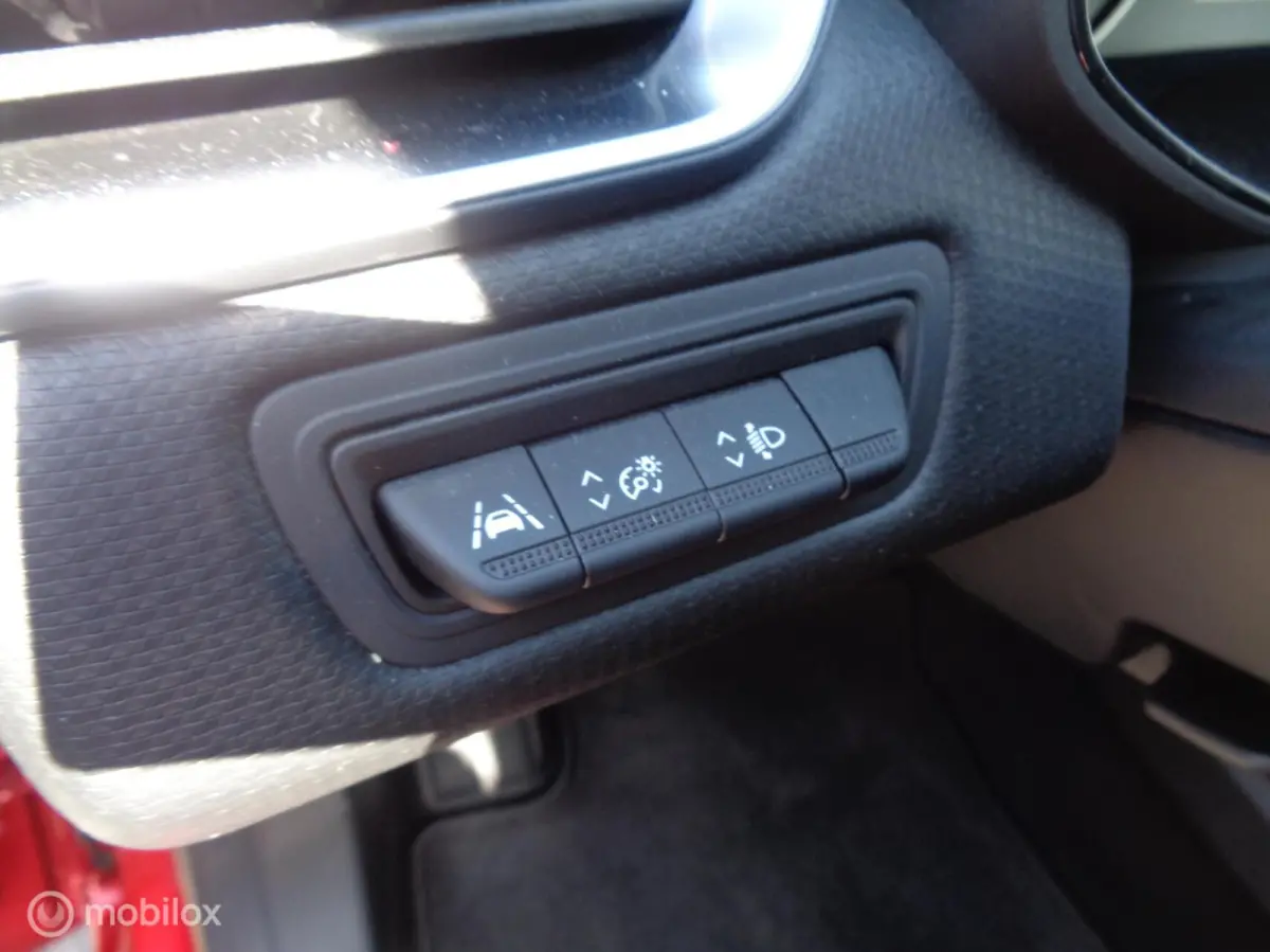 1.0 TCe Intens/Airco/Lm velgen/Carplay/PDC/Cruise/Full LED/1st eig/NIEUWSTAAT