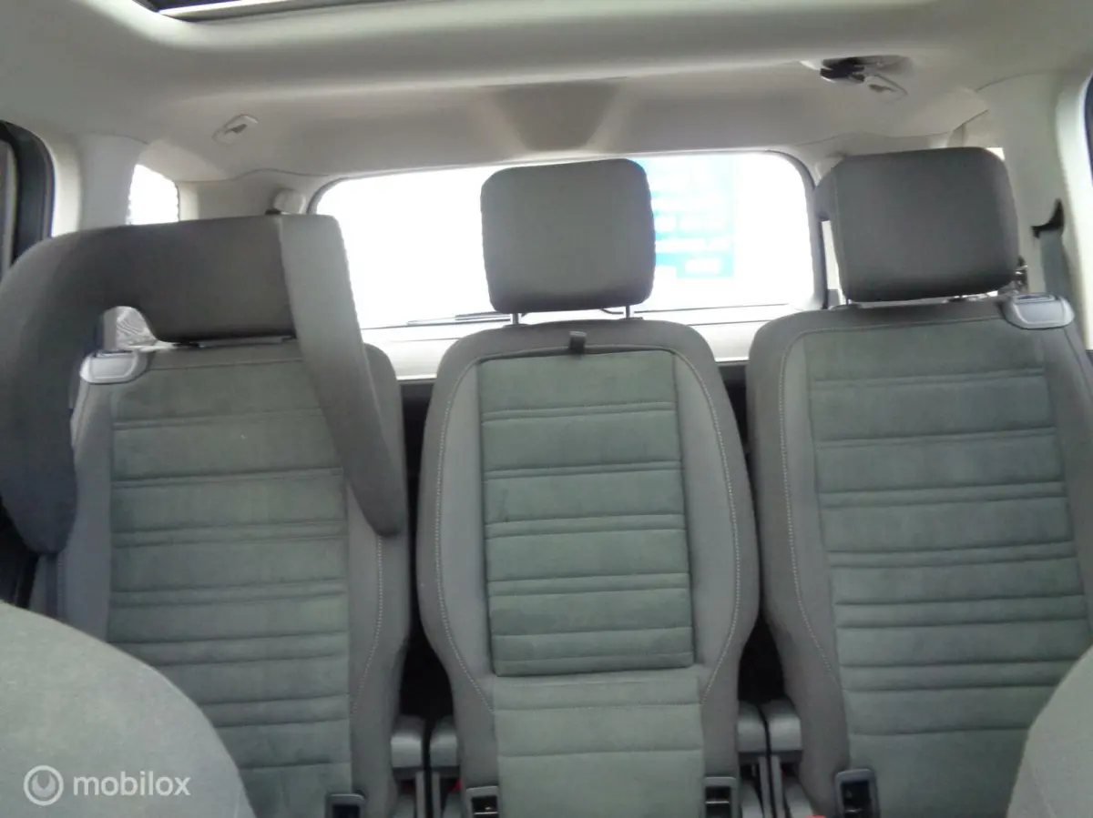 1.5 TSI Comfortline Business 7p/Airco/Pano/Stoelverw/Camera/Carplay/Navi/Trekhaak/Lm velgen/LED/1st eig