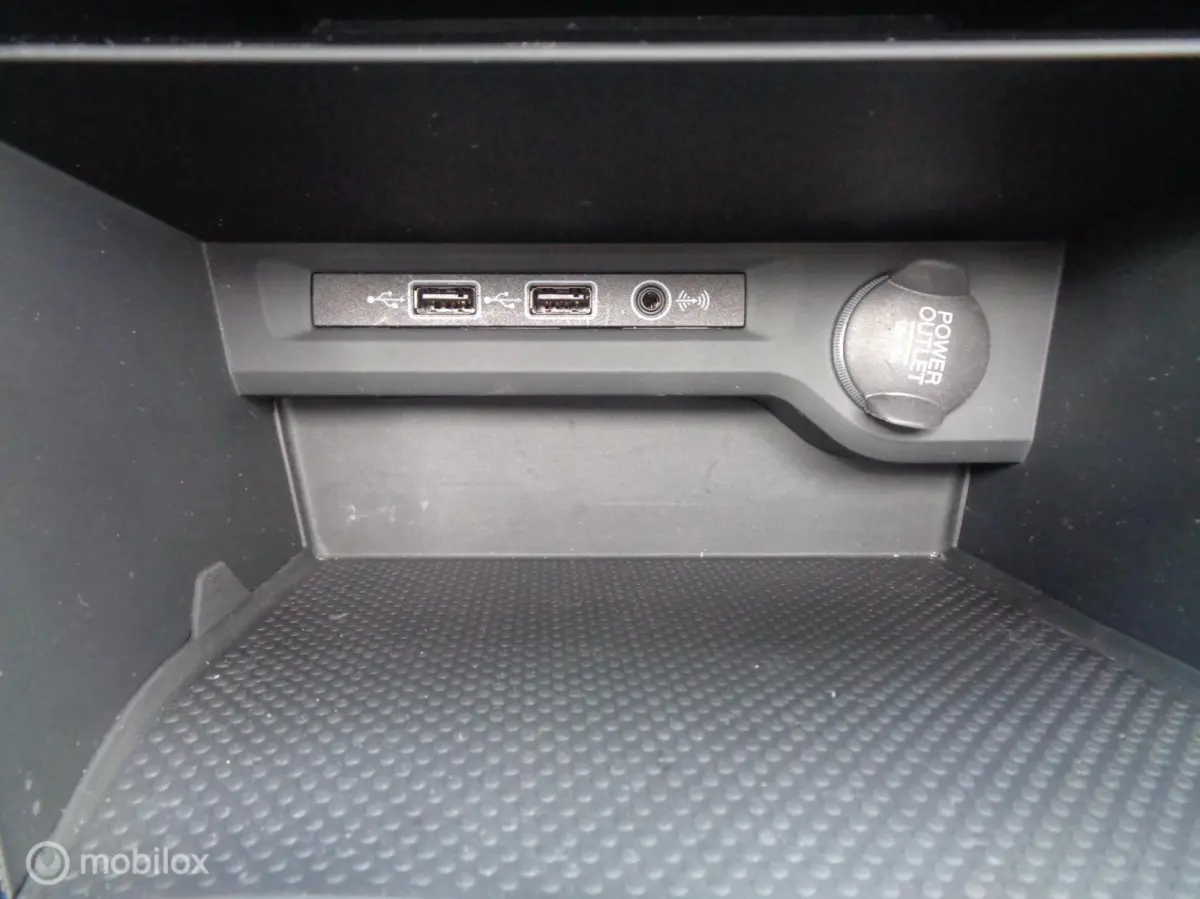 1.5 TSI Comfortline Business 7p/Airco/Pano/Stoelverw/Camera/Carplay/Navi/Trekhaak/Lm velgen/LED/1st eig