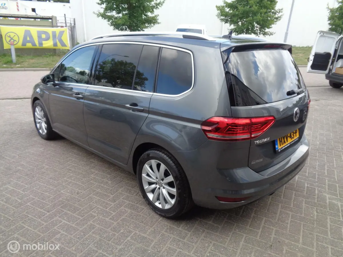 1.5 TSI Comfortline Business 7p/Airco/Pano/Stoelverw/Camera/Carplay/Navi/Trekhaak/Lm velgen/LED/1st eig