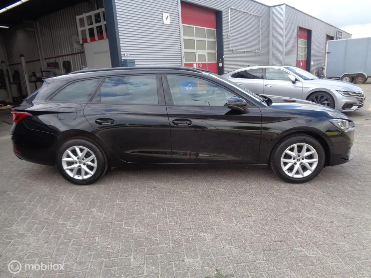 1.5 TSI Style Business/Airco/Lm velgen/Carplay/PDC/Cruise/1st eig/Full LED/Virtual/Navigatie/Key less/Zuinig in verbruik