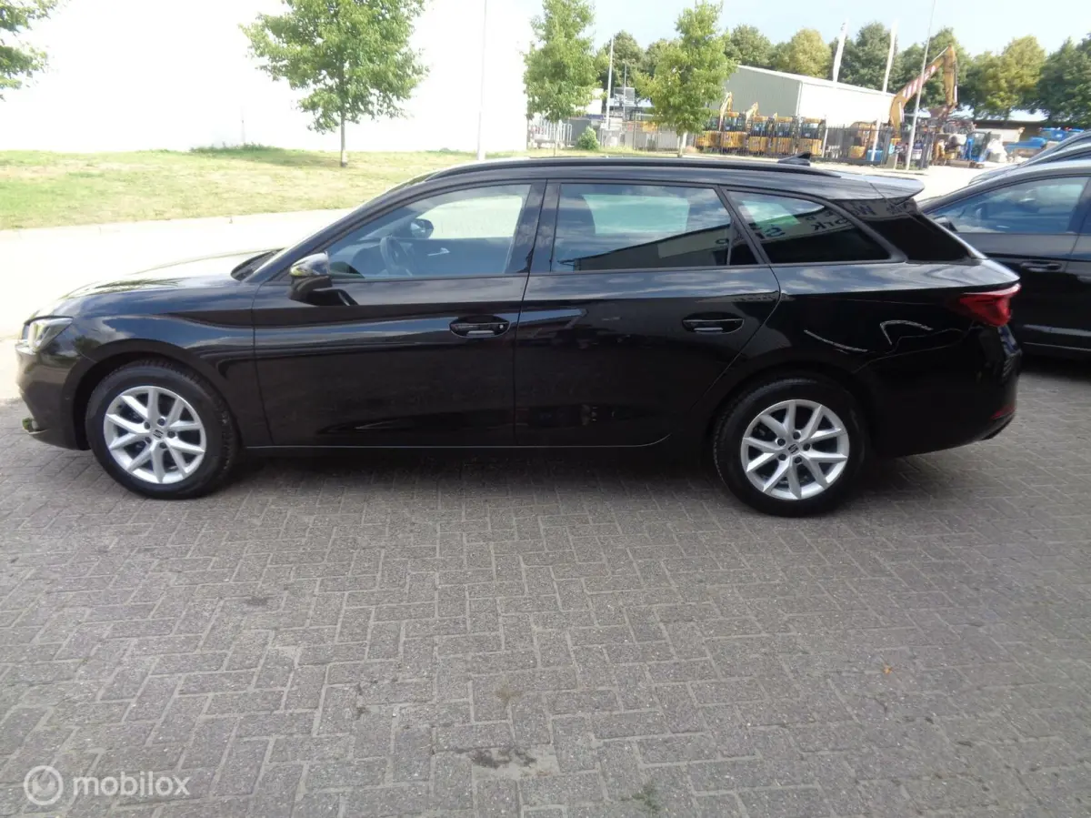 1.5 TSI Style Business/Airco/Lm velgen/Carplay/PDC/Cruise/1st eig/Full LED/Virtual/Navigatie/Key less/Zuinig in verbruik
