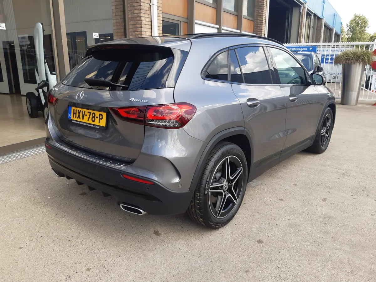 250 4MATIC AMG Line
