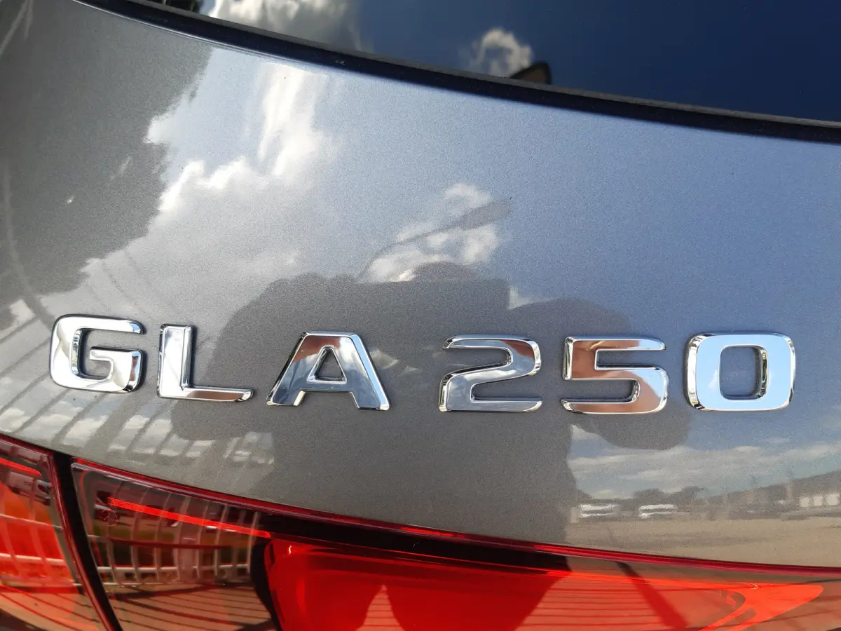 250 4MATIC AMG Line