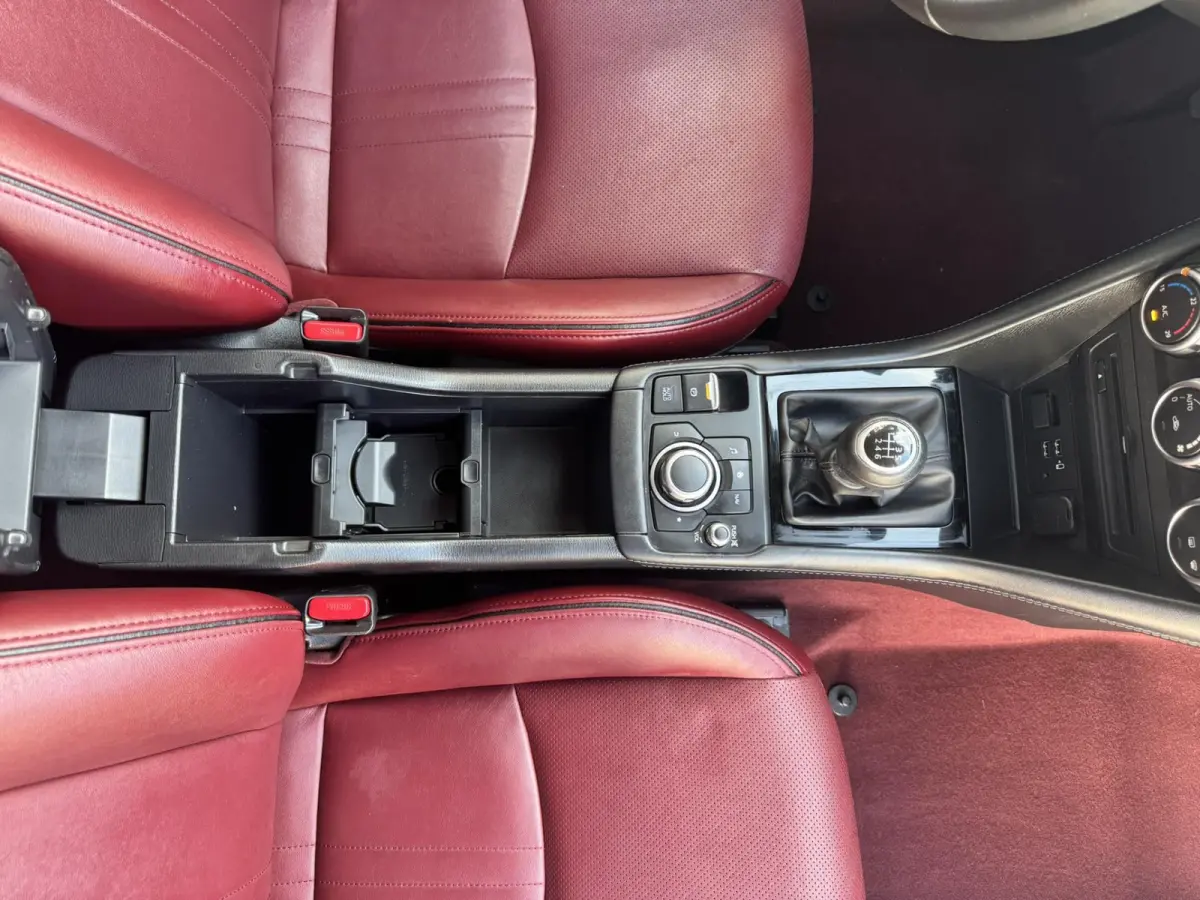 2.0 SkyActiv-G 121 Signature Adaptive cruise Climate control Head-up display 360 camera BOSE Apple Carplay Android Auto