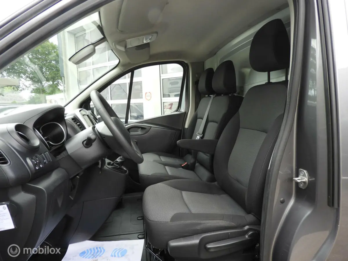 bestel 2.0 dCi 120 T29 L1H1 Comfort