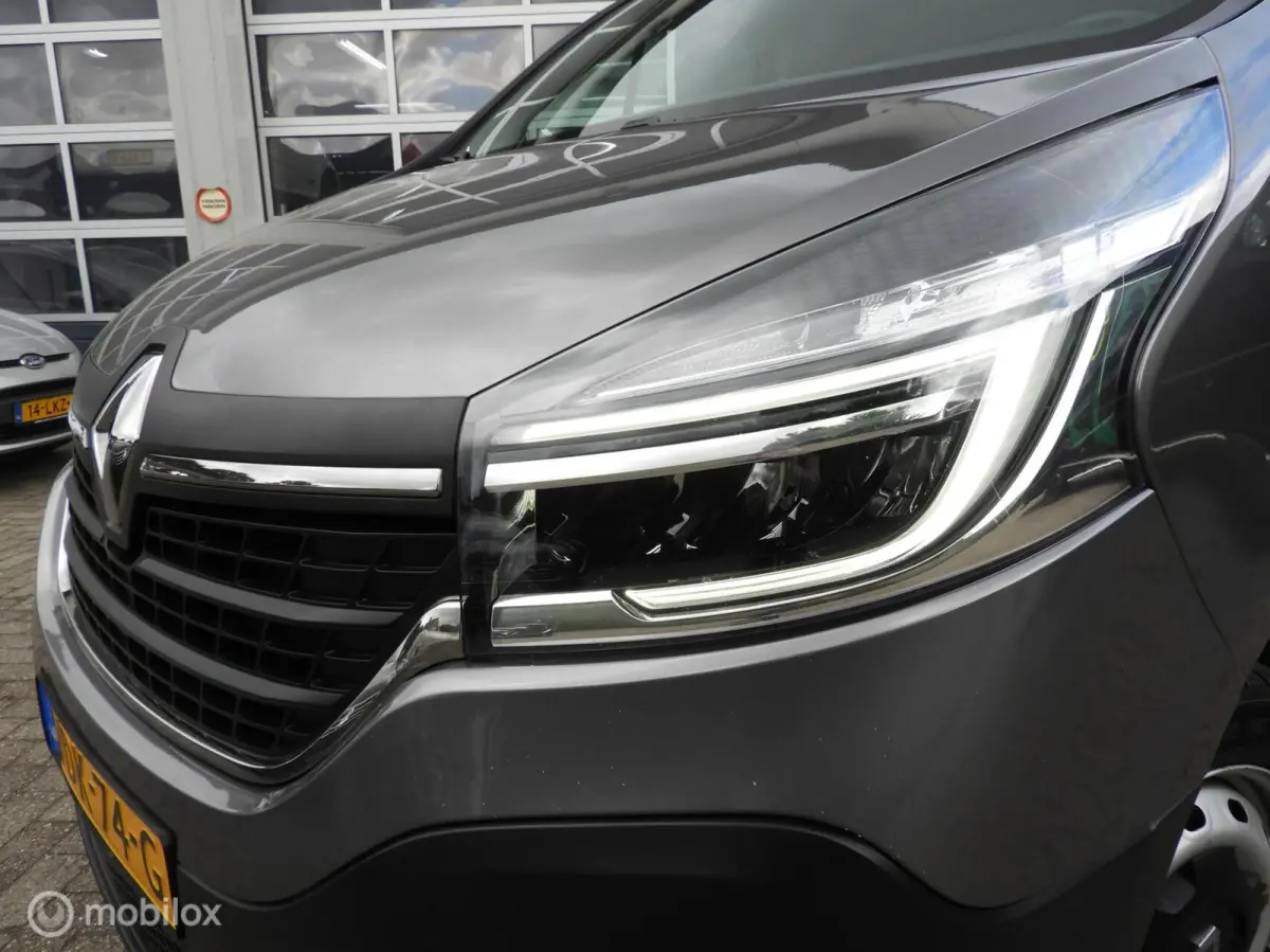 bestel 2.0 dCi 120 T29 L1H1 Comfort