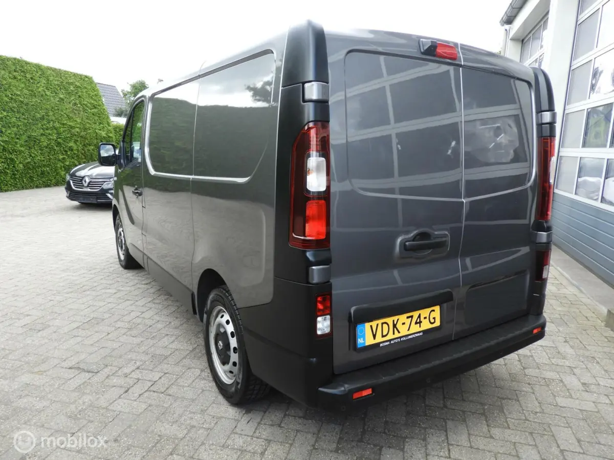 bestel 2.0 dCi 120 T29 L1H1 Comfort