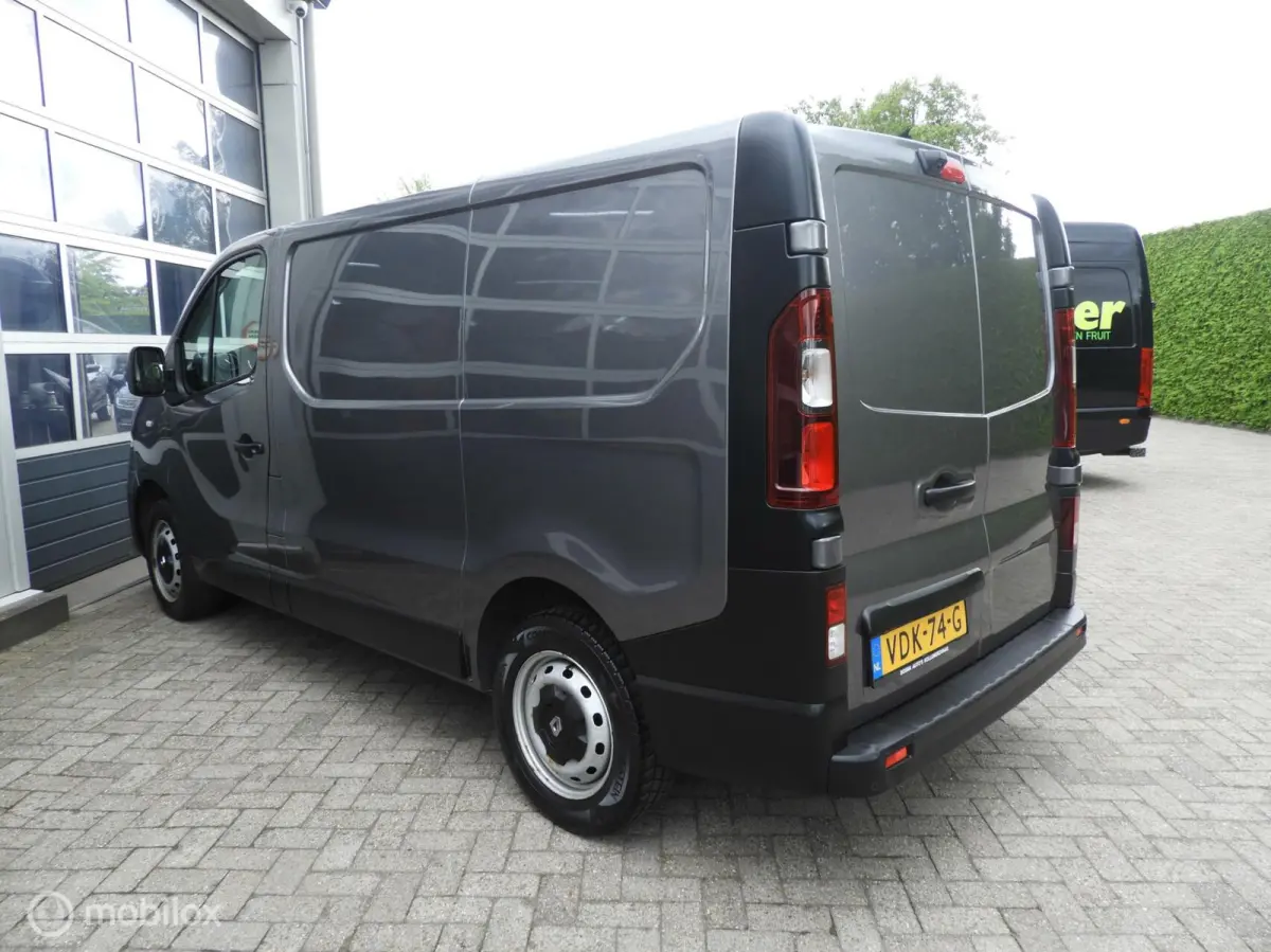 bestel 2.0 dCi 120 T29 L1H1 Comfort