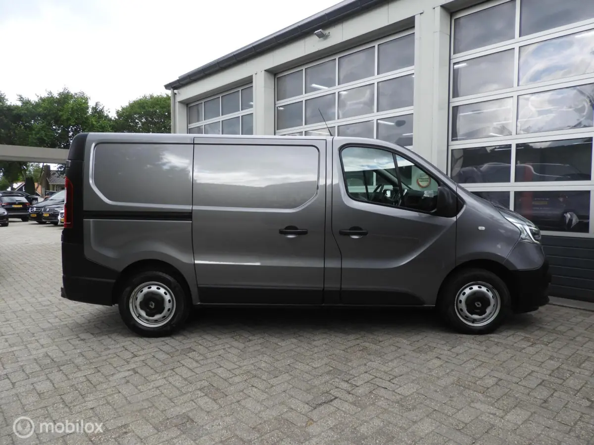 bestel 2.0 dCi 120 T29 L1H1 Comfort
