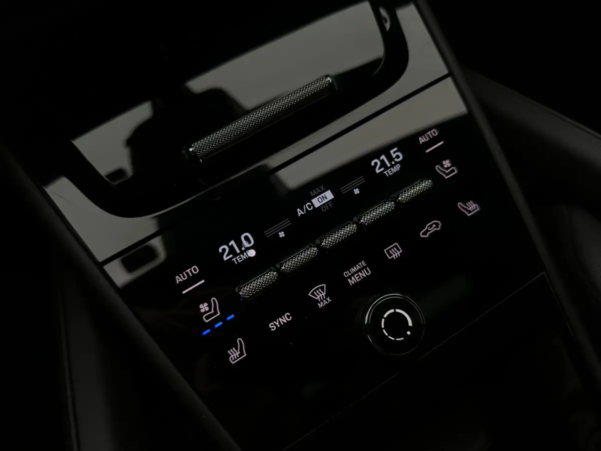 3.0 E-Hybrid Nwe model| Dak| Bose| Dubbel screen| Matrix LED| NL auto|